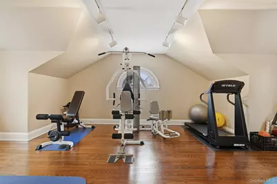 64 Pleasant Ridge Road, Harrison, NY 10528 - Photo 33