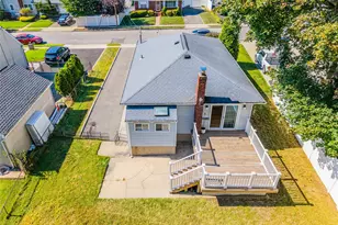 1253 Raymond Rd, North Bellmore, NY 11710 - Photo 35