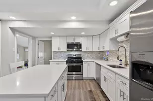 737 Belmore Ave, Islip Terrace, NY 11752 - Photo 9