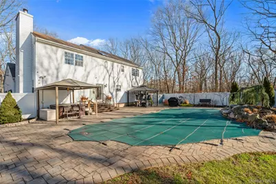 194 Miller Place Road, Miller Place, NY 11764 - Photo 41