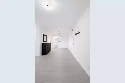 14105 Northern #7G, Flushing, NY 11354 - Photo 7