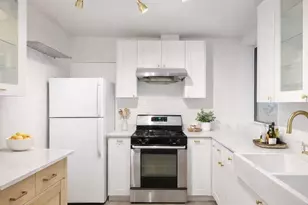 14105 Northern, Flushing, NY 11354 - Photo 5