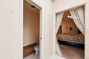 26 Dell Dr, East Rockaway, NY 11518 - Photo 33