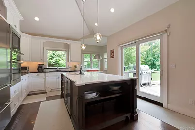 450 Sterling Woods Lane, Southold, NY 11971 - Photo 9