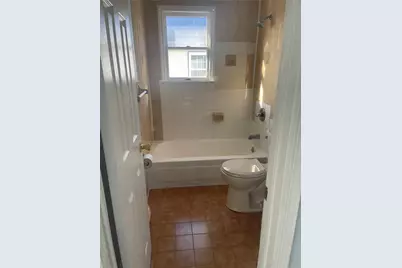 25720 148th Avenue, Rosedale, NY 11422 - Photo 9