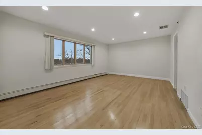 41 Tyndale Place, Yonkers, NY 10701 - Photo 19