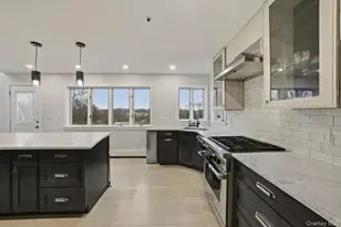 41 Tyndale Pl, Yonkers, NY 10701 - Photo 5