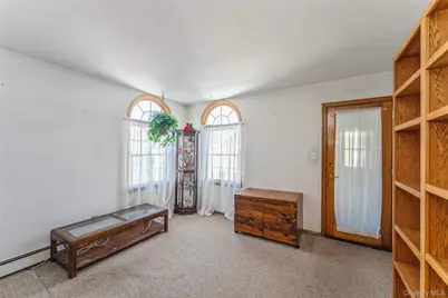 83 W Valley Stream Boulevard, Valley Stream, NY 11580 - Photo 7