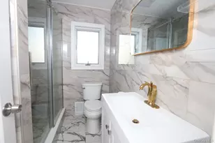 73 Evans St, New Hyde Park, NY 11040 - Photo 7