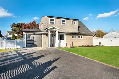 9 Autumn Lane, Hicksville, NY 11801 - Photo 1