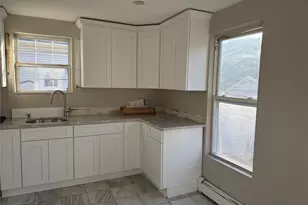 41 Gibson Ave, White Plains, NY 10607 - Photo 5