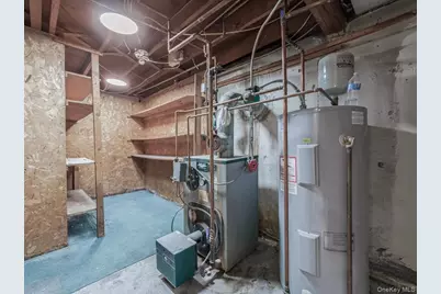 1367 Pine Acres Boulevard, Bay Shore, NY 11706 - Photo 23