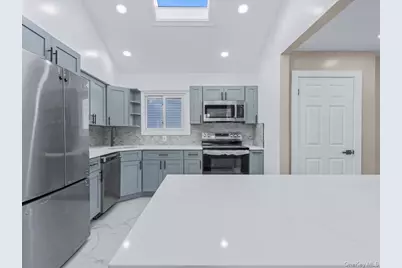 1367 Pine Acres Boulevard, Bay Shore, NY 11706 - Photo 9