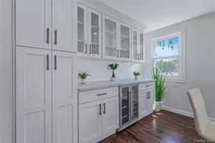 2 Polo St, Dix Hills, NY 11746 - Photo 9