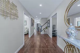 2 Polo St, Dix Hills, NY 11746 - Photo 7