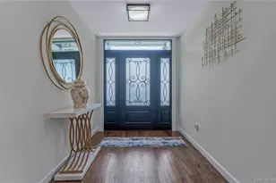 2 Polo St, Dix Hills, NY 11746 - Photo 7