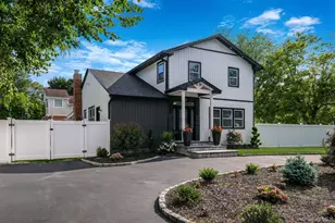 2 Polo St, Dix Hills, NY 11746 - Photo 47