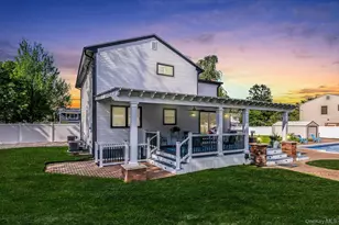 2 Polo St, Dix Hills, NY 11746 - Photo 49