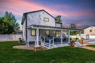 2 Polo St, Dix Hills, NY 11746 - Photo 45