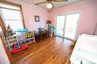 81 Irving Avenue, Floral Park, NY 11001 - Photo 13