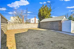 227-17 113th Dr, Queens Village, NY 11429 - Photo 17