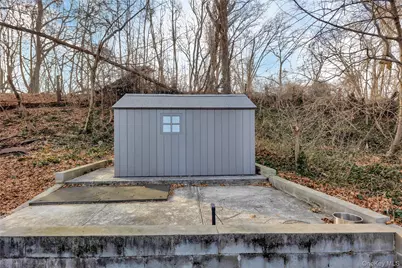 68-36 Selfridge Street, Forest Hills, NY 11375 - Photo 19