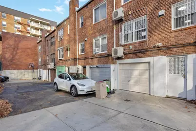 68-36 Selfridge Street, Forest Hills, NY 11375 - Photo 21