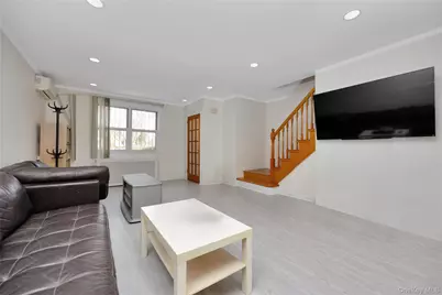 68-36 Selfridge Street, Forest Hills, NY 11375 - Photo 7