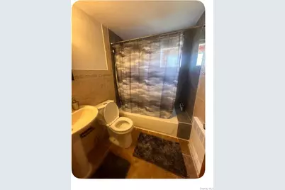 182 Covert Avenue #2FL, Floral Park, NY 11001 - Photo 3