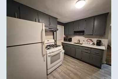 182 Covert Avenue #2FL, Floral Park, NY 11001 - Photo 9