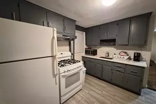 182 Covert Ave, Floral Park, NY 11001 - Photo 9