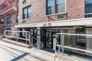 87-70 173rd St, Jamaica, NY 11432 - Photo 3