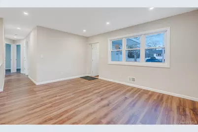 1137 Nugent Avenue, Bay Shore, NY 11706 - Photo 3