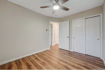 1137 Nugent Avenue, Bay Shore, NY 11706 - Photo 21