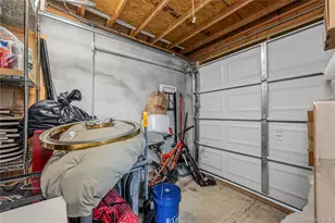 13-81 Chandler St, Far Rockaway, NY 11691 - Photo 33