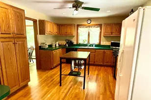 825 Oak Dr, Southold, NY 11971 - Photo 5