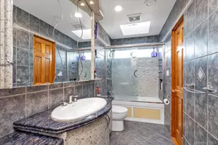909 Gerry Ave, Long Beach, NY 11561 - Photo 9