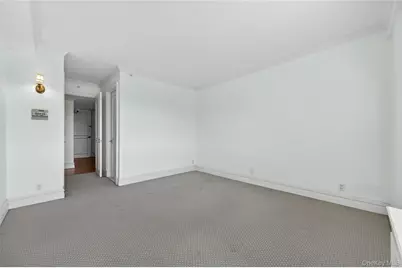 100 Hilton Avenue #PH 5, Garden City, NY 11530 - Photo 31