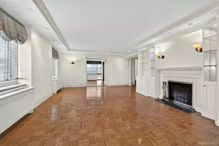 100 Hilton Ave, Garden City, NY 11530 - Photo 3