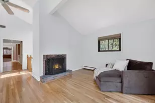 37 Glengary Ln, Croton on Hudson, NY 10520 - Photo 11