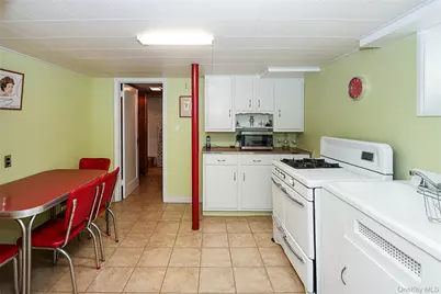 246-04 86th Avenue, Bellerose, NY 11426 - Photo 23