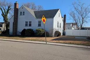 246-04 86th Ave, Bellerose, NY 11426 - Photo 3