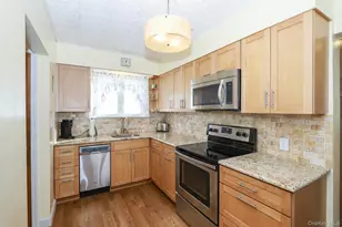 246-04 86th Ave, Bellerose, NY 11426 - Photo 11