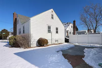 246-04 86th Avenue, Bellerose, NY 11426 - Photo 33