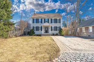 1175 9th St, Greenport, NY 11944 - Photo 3