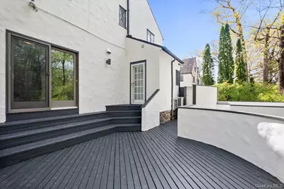 24 Highwood Avenue, Larchmont, NY 10538 - Photo 39