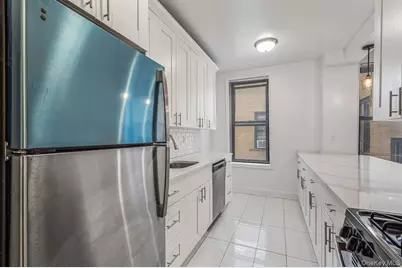 83-64 Talbot Street #6A, Kew Gardens, NY 11415 - Photo 5