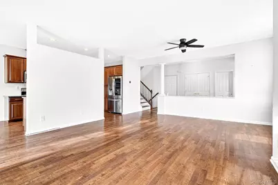 9 Country Club Drive, Middletown, NY 10940 - Photo 11