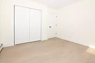 15 Bond Ln, Hicksville, NY 11801 - Photo 15