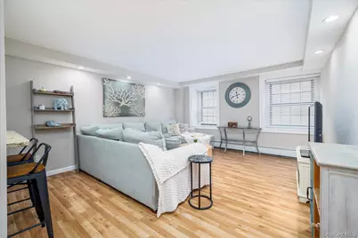 310 Riverside Boulevard #G2, Long Beach, NY 11561 - Photo 5